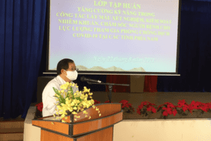 LỚP TẬP HUẤN LẤY MẪU XÉT NGHIỆM, KIỂM SOÁT NHIỄM KHUẨN VÀ CHĂM SÓC NGƯỜI BỆNH