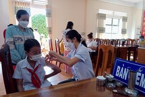 Lâm Đồng tiếp tục tăng cường công tác tiêm vắc xin phòng COVID-19