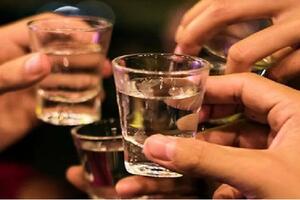 Ngộ độc rượu tăng cao cuối năm - cách phòng tránh