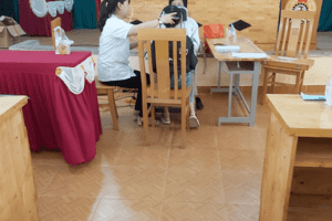 Tổ chức khám tật khúc xạ học đường cho học sinh trường THCS trên địa bàn huyện Lâm Hà năm 2023