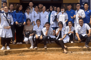 Trung tâm Y tế huyện Lâm Hà: Khám bệnh và cấp thuốc miễn phí cho gia đình chính sách, đồng bào dân tộc thiểu số, gia đình có hoàn cảnh khó khăn
