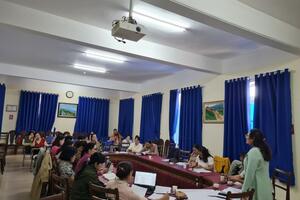 TRUNG TÂM KIỂM SOÁT BỆNH TẬT LÂM ĐỒNG TẬP HUẤN CHĂM SÓC SỨC KHỎE SINH SẢN VỊ THÀNH NIÊN/THANH NIÊN