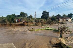 LÂM ĐỒNG TĂNG CƯỜNG XỬ LÝ MÔI TRƯỜNG VÀ PHÒNG CHỐNG DỊCH BỆNH SAU BÃO LŨ