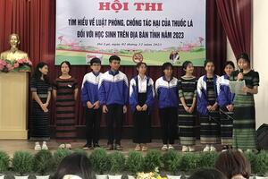 THUỐC LÁ ĐIỆN TỬ TRONG HỌC ĐƯỜNG