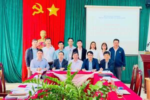 Trung tâm Y tế khu vực Đắk Glong bàn giao Trạm Y tế xã về cho Uỷ ban nhân dân xã quản lý