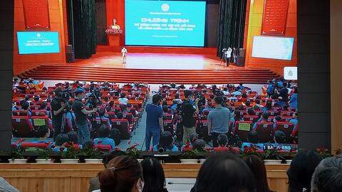 Hội nghị trực tuyến Chương trình Thủ tướng Chính phủ gặp gỡ, đối thoại với công nhân lao động năm 2022