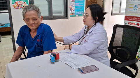 Bác sĩ Thị Ninh – Hết lòng vì sức khỏe nhân dân