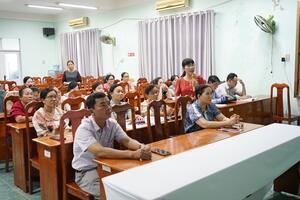 TẬP HUẤN HƯỚNG DẪN KHÁM SỨC KHỎE ĐỊNH KỲ CHO TRẺ DƯỚI 24 THÁNG TUỔI