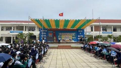 PHÒNG CHỐNG TÁC HẠI CỦA THUỐC LÁ TRONG HỌC ĐƯỜNG